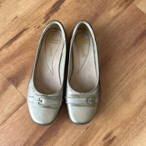 Clarks Collection Soft Cushion Shoes